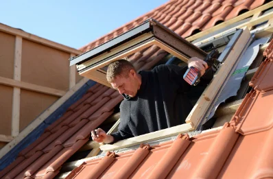 Pose de fenêtres de toit Velux à Palleau